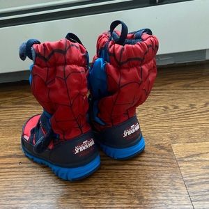 Boys snowboots